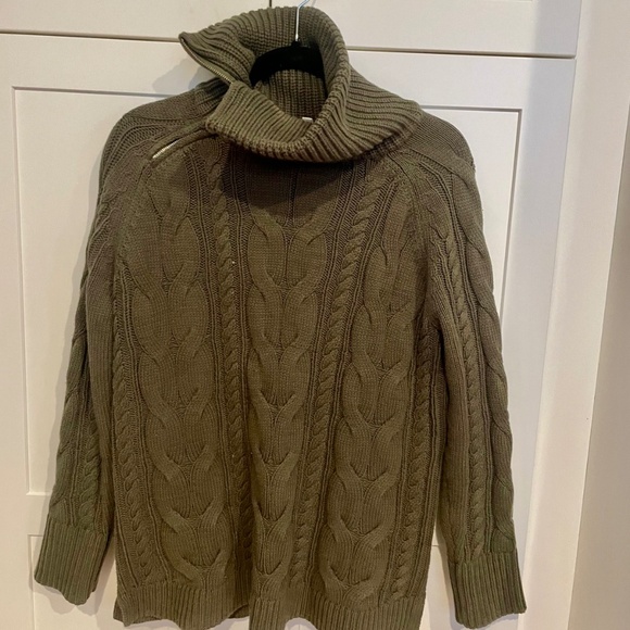 Size Medium Haven Well Within Dark Green Sweater w/ side zip up neck - Picture 1 of 4